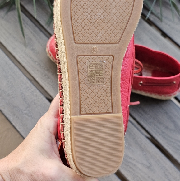 New Tory Burch red leather loafers - Picture 5 of 8